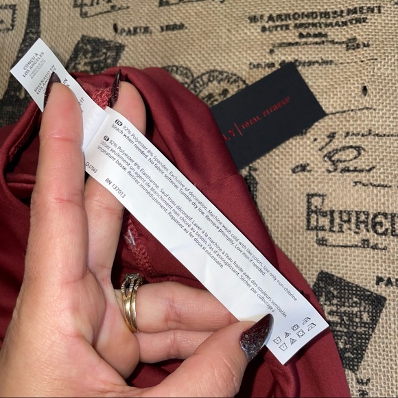 Bally Total Fitness NWT! Active Red High Rise Pocket Ankle Legging Size XL - Picture 8 of 14